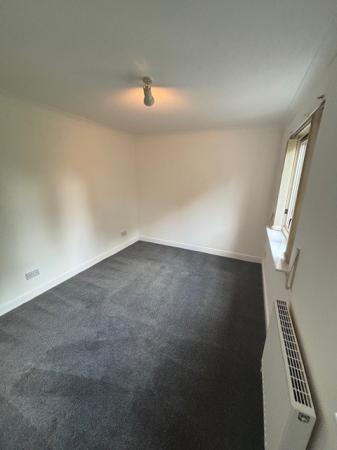 2 bedroom Flat to let in Cumbernauld Road, Stepps, Glasgow, G33