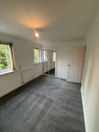 2 bedroom Flat to let in Cumbernauld Road, Stepps, Glasgow, G33
