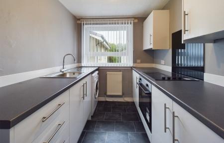 1 bedroom Flat to let in Douglasdale, East Kilbride, South Lanarkshire, G74