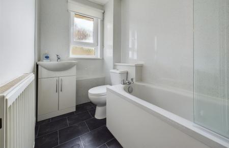 1 bedroom Flat to let in Douglasdale, East Kilbride, South Lanarkshire, G74