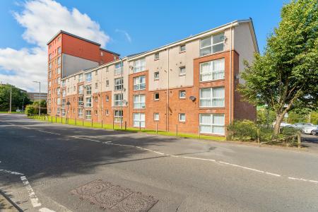 2 bedroom Flat for sale in Eaglesham Court, East Kilbride, G75