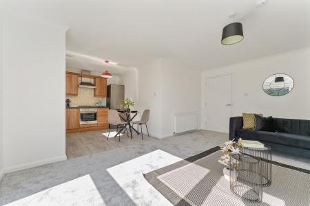 2 bedroom Flat for sale in Eaglesham Court, East Kilbride, G75