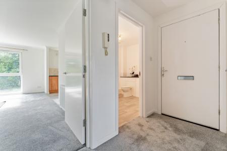 2 bedroom Flat for sale in Eaglesham Court, East Kilbride, G75