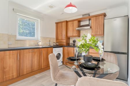 2 bedroom Flat for sale in Eaglesham Court, East Kilbride, G75
