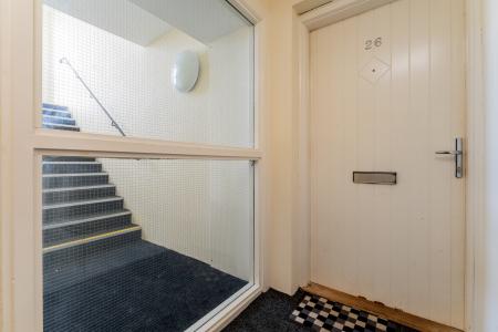 2 bedroom Flat for sale in Eaglesham Court, East Kilbride, G75