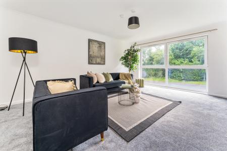 2 bedroom Flat for sale in Eaglesham Court, East Kilbride, G75