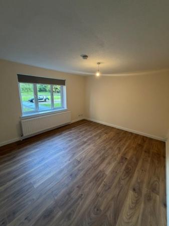 2 bedroom Flat to let in Bulldale Street, Glasgow, G14