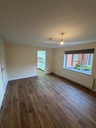 2 bedroom Flat to let in Bulldale Street, Glasgow, G14