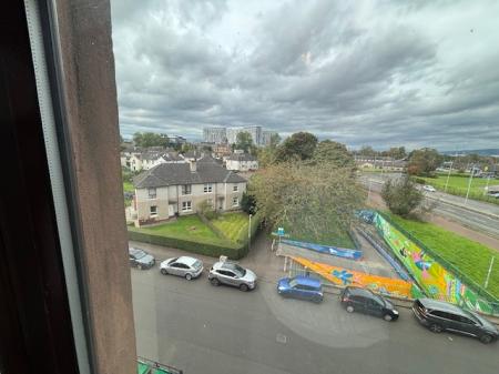 2 bedroom Flat to let in Burghead Drive, Glasgow, G51