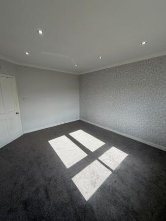 2 bedroom Flat to let in Ashgill Road, Milton, Glasgow, G22