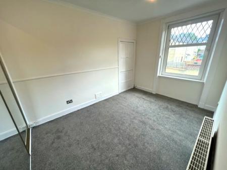 1 bedroom Flat to let in East Thornlie Street, Wishaw