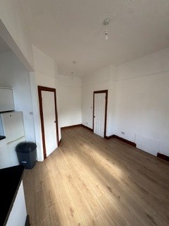 1 bedroom Flat to let in Green Street, Bothwell, G71