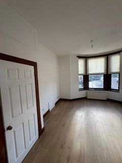 1 bedroom Flat to let in Green Street, Bothwell, G71