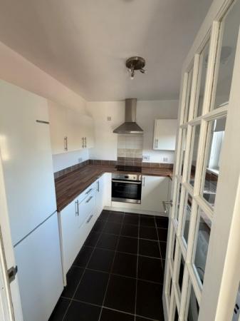 2 bedroom Flat to let in Park Road, Hamilton, ML3