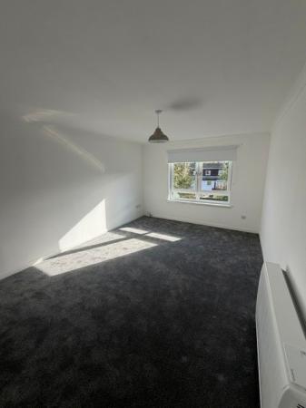 2 bedroom Flat to let in Park Road, Hamilton, ML3