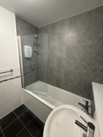 2 bedroom Flat to let in Park Road, Hamilton, ML3