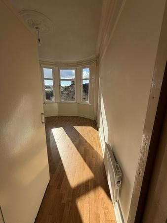 1 bedroom Flat to let in Cambuslang Road, Glasgow, G73