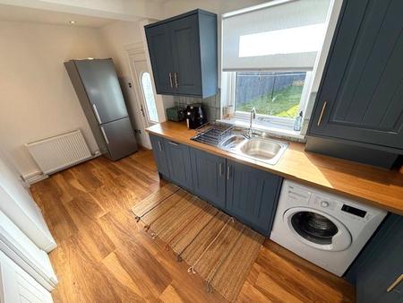 2 bedroom Terraced House to let in Fernslea Avenue, Blantyre