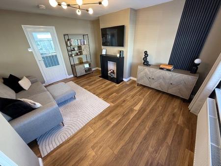 2 bedroom Terraced House to let in Fernslea Avenue, Blantyre
