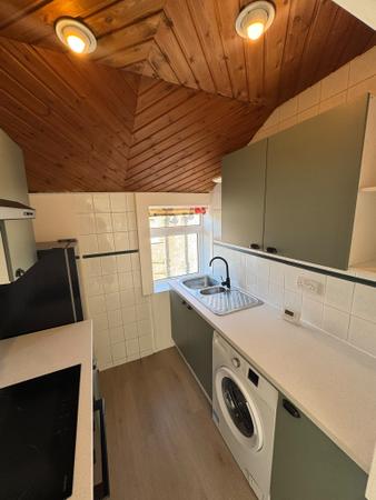 3 bedroom Flat to let in Castlemilk Road, Croftfoot, Glasgow, G44