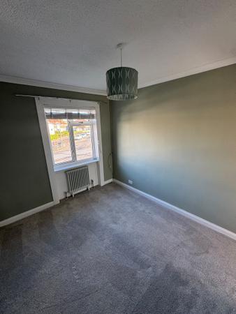 3 bedroom Flat to let in Castlemilk Road, Croftfoot, Glasgow, G44