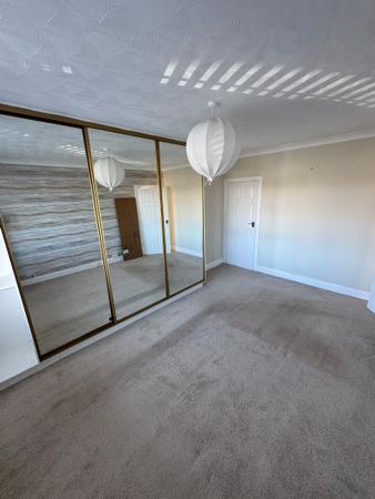 3 bedroom Flat to let in Castlemilk Road, Croftfoot, Glasgow, G44