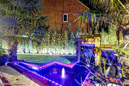 3 bedroom Detached house for sale in Aldergrove, Kingsway, Gloucester, GL2