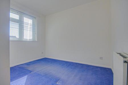 3 bedroom Semi-detached house for sale in Alington Close, Gloucester, GL1