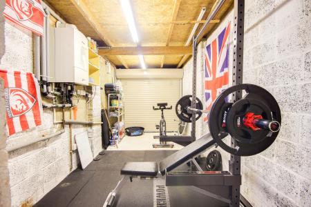 2 bedroom Terraced House for sale in Armscroft Gardens, Gloucester, GL2