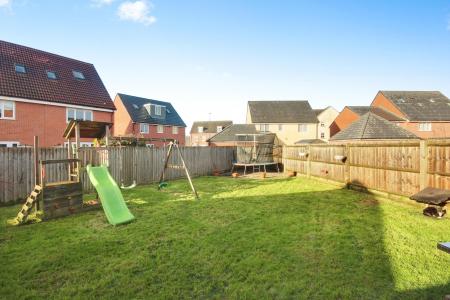 4 bedroom Detached house for sale in Attlebridge Way Kingsway, Quedgeley, Gloucester, GL2