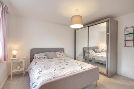 4 bedroom Detached house for sale in Attlebridge Way Kingsway, Quedgeley, Gloucester, GL2