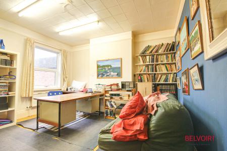 4 bedroom Semi-detached house for sale in Barnwood Road, Barnwood, Gloucester, GL2