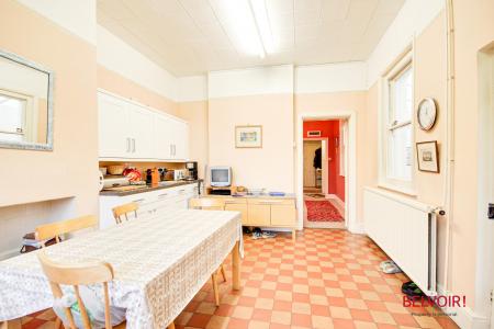 4 bedroom Semi-detached house for sale in Barnwood Road, Barnwood, Gloucester, GL2