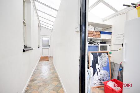 4 bedroom Semi-detached house for sale in Barnwood Road, Barnwood, Gloucester, GL2