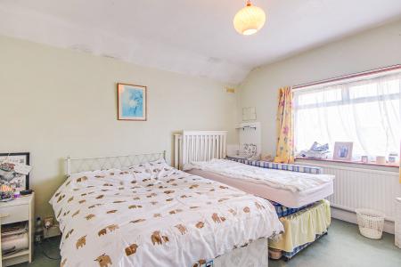 3 bedroom Detached house for sale in Barnwood Road, Gloucester, GL2