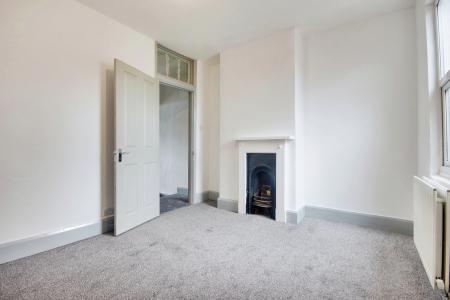 3 bedroom Terraced House for sale in Barton Street, Barton, Gloucester, GL1