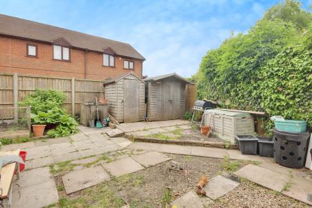 4 bedroom Detached house for sale in Base Lane, Sandhurst, Gloucester, GL2