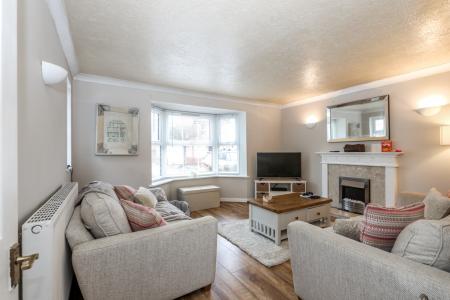 4 bedroom Detached house for sale in Borage Close, Abbeymead, Gloucester, GL4