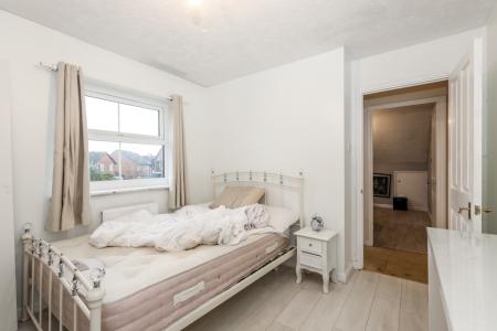 4 bedroom Detached house for sale in Borage Close, Abbeymead, Gloucester, GL4