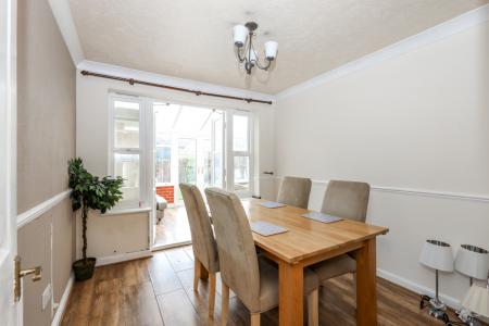 4 bedroom Detached house for sale in Borage Close, Abbeymead, Gloucester, GL4