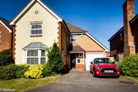 4 bedroom Detached house for sale in Borage Close, Abbeymead, Gloucester, GL4