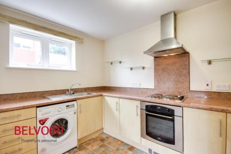 2 bedroom Flat for sale in Bristol Road, Quedgeley, Gloucester, GL2