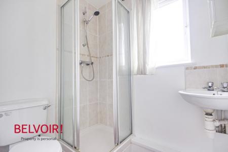 2 bedroom Flat for sale in Bristol Road, Quedgeley, Gloucester, GL2