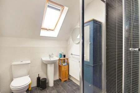 3 bedroom Semi-detached house for sale in Brize Avenue, Kingsway, Gloucester, GL2