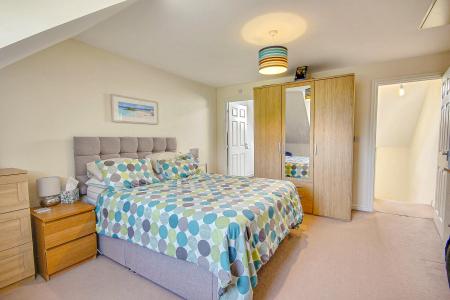 3 bedroom Semi-detached house for sale in Brize Avenue, Kingsway, Gloucester, GL2