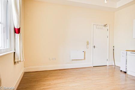 1 bedroom Flat for sale in Commercial Road, City Centre, Gloucester, GL1