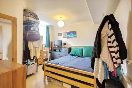 1 bedroom Flat for sale in Commercial Road, The Docks, Gloucester, GL1