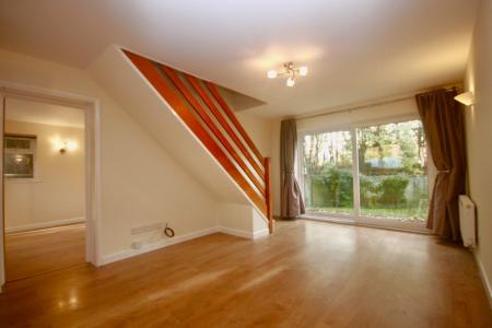 Crescentdale, Longford, Gloucester, GL2