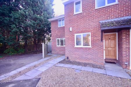 3 bedroom Semi-detached house for sale in Crescentdale, Longford, Gloucester, GL2