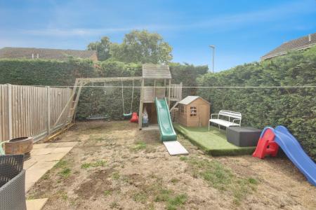 3 bedroom Semi-detached house for sale in Elmgrove Estate, Hardwicke, Gloucester, GL2